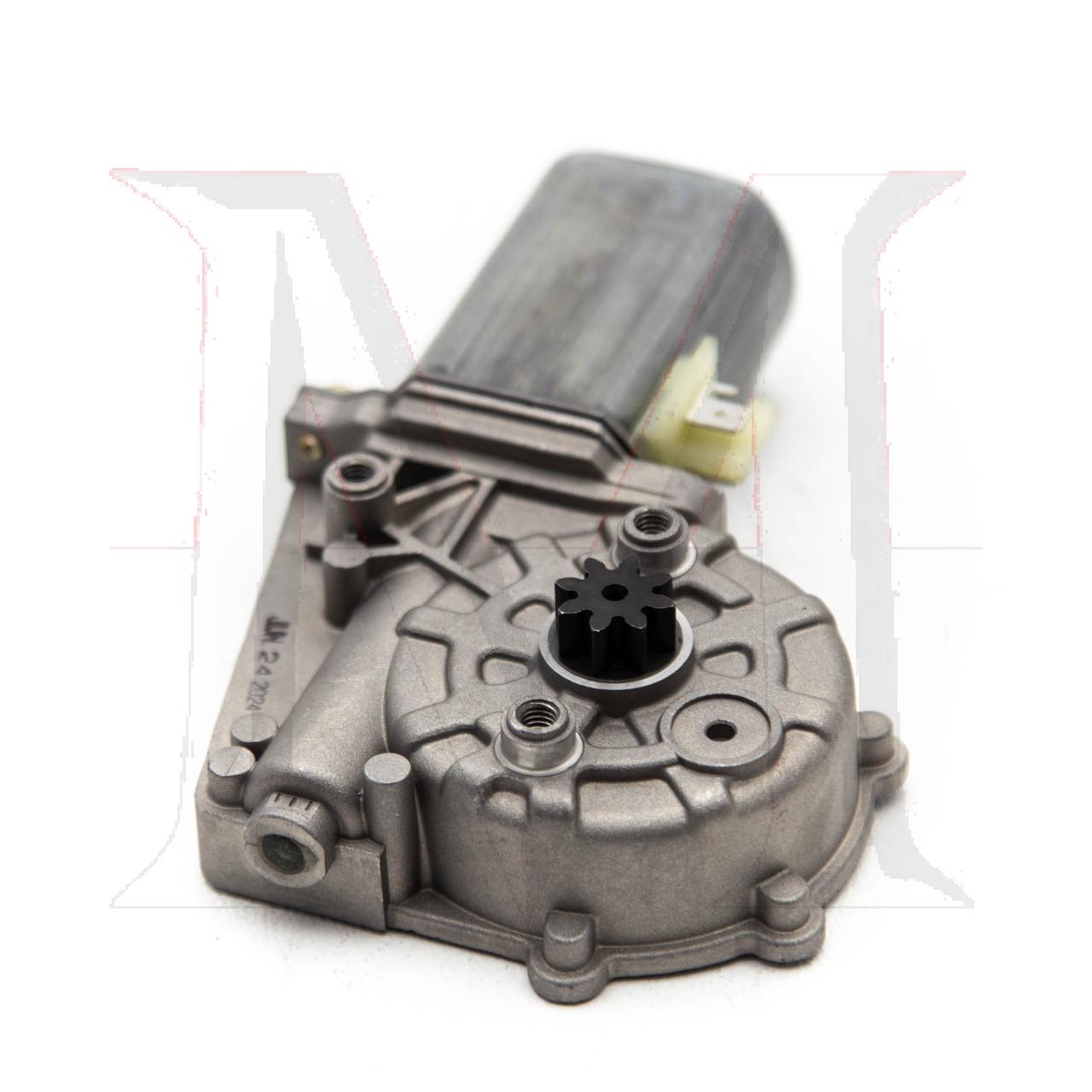 WINDOW MOTOR RIGHT