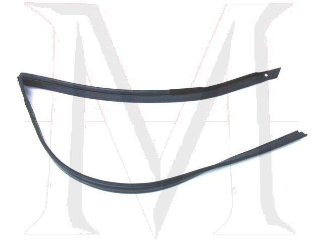 PILLAR POST DOOR GLASS SEAL LEFT